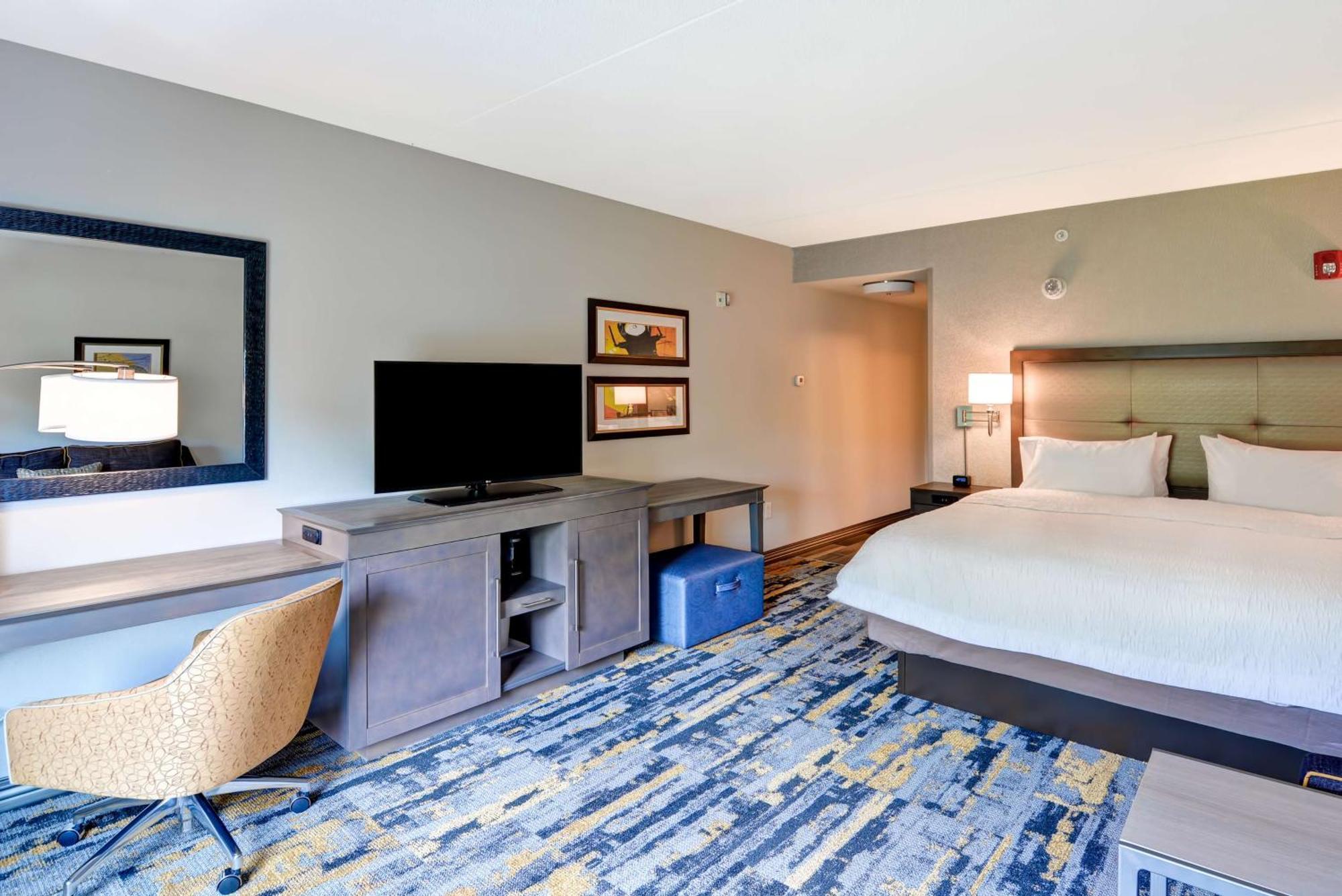 Hampton Atlanta Hotel 3*